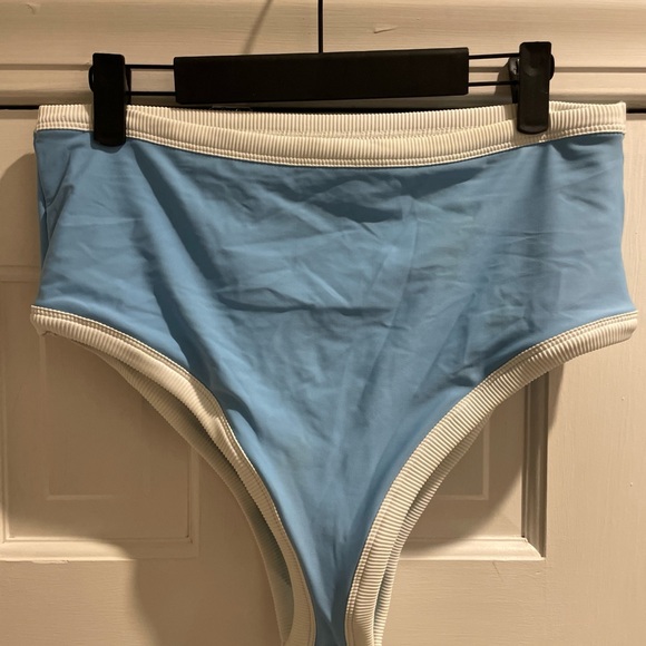 Aerie High waisted Cheeky women’s bathing suit bottoms. Size Large. NWOT - Picture 10 of 10